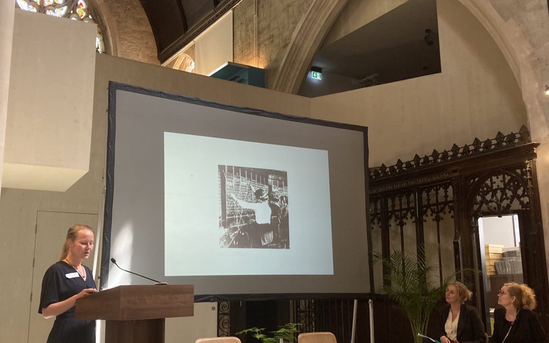Lisa presents her paper ‘Beyond the Operator: The Women Connecting the Welfare State,’ at the Visions of Welfare conference at the Garden Museum